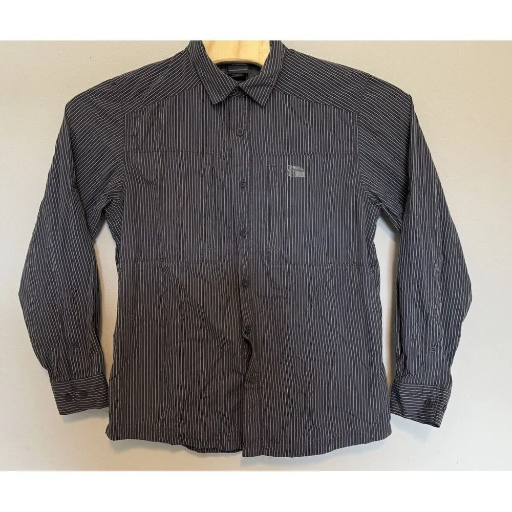 The North Face Men's Vented Button Up Long Sleeve Shirt Black Stripe Medium‎